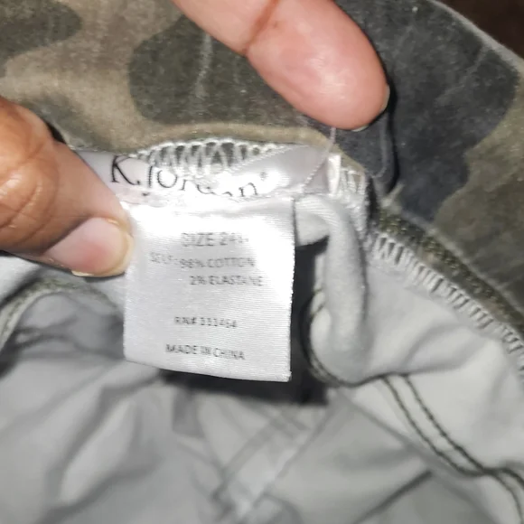 Plus Size Cama Jeans - Picture 2 of 4